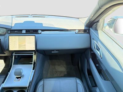 2026 Land Rover Range Rover Velar — photo 18 view