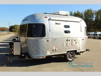2026 Airstream Caravel - Photo 1