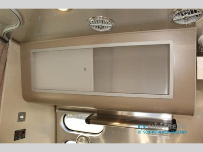 2026 Airstream Caravel - Photo 15