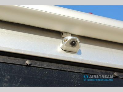 2026 Airstream Caravel - Photo 6