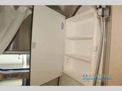2026 Airstream Caravel - Photo 30