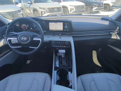 2026 Hyundai ELANTRA HYBRID — photo 16 view