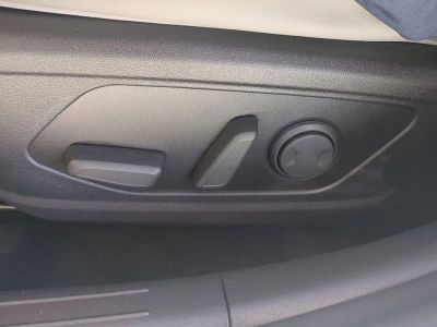 2026 Hyundai ELANTRA HYBRID — photo 21 view