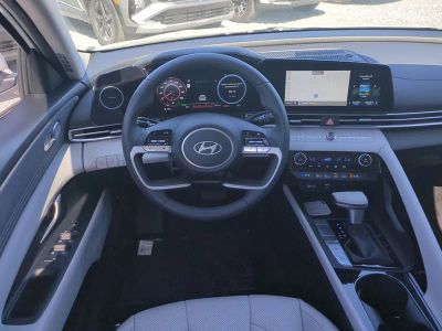 2026 Hyundai ELANTRA HYBRID — photo 17 view