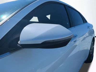 2026 Hyundai ELANTRA HYBRID — photo 12 view