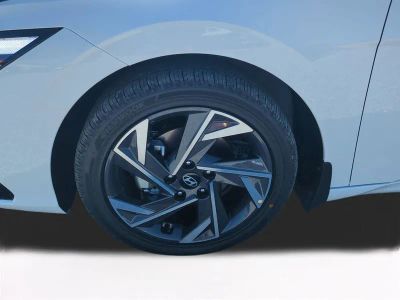 2026 Hyundai ELANTRA HYBRID — photo 11 view