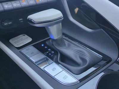 2026 Hyundai ELANTRA HYBRID — photo 20 view