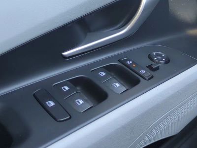2026 Hyundai ELANTRA HYBRID — photo 30 view