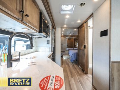 2026 Tiffin Motorhomes Byway - Photo 9