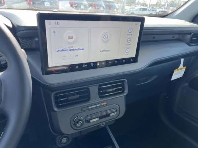2025 Ford Maverick - Photo 18
