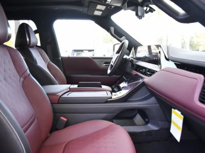2026 INFINITI QX80 — photo 34 view