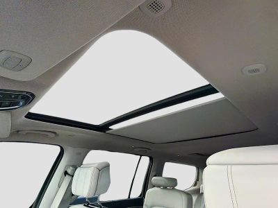 2022 Jeep Grand Wagoneer — photo 29 view