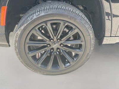 2022 Jeep Grand Wagoneer — photo 44 view