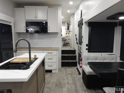 2026 Jayco Eagle HT - Photo 6