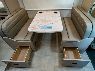 2026 Thor Motor Coach Quantum - Photo 10