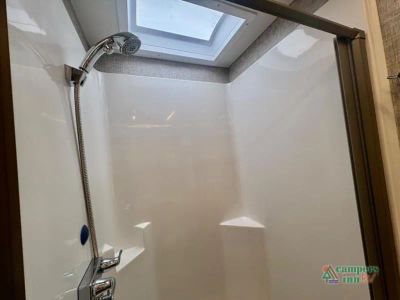 2025 Tiffin Motorhomes Wayfarer — photo 40 view