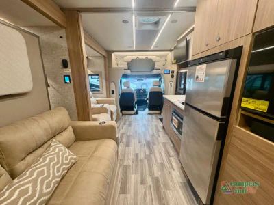 2025 Tiffin Motorhomes Wayfarer — photo 7 view