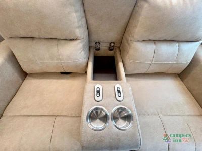 2025 Tiffin Motorhomes Wayfarer — photo 30 view