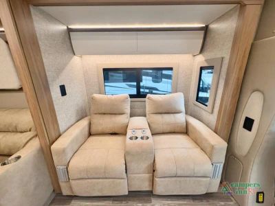 2025 Tiffin Motorhomes Wayfarer — photo 27 view
