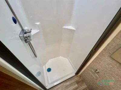 2025 Tiffin Motorhomes Wayfarer — photo 41 view
