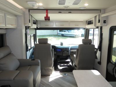 2026 Holiday Rambler Invicta - Photo 6