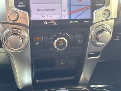 2022 Toyota 4Runner - Photo 13