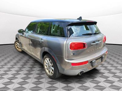2017 MINI Clubman — interior view