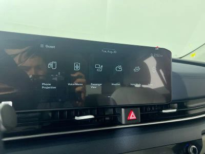 2026 Kia Carnival — photo 25 view