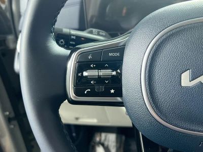 2026 Kia Carnival — photo 16 view