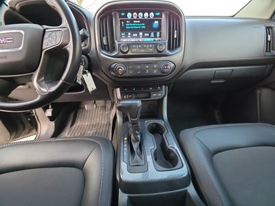2018 GMC Canyon — photo 13 view