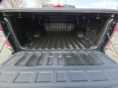 2018 GMC Canyon — photo 17 view