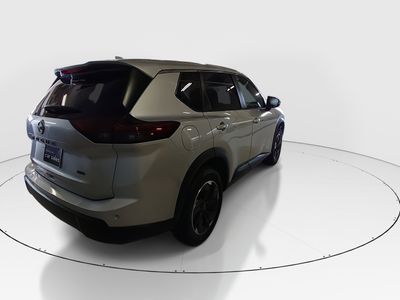 2025 Nissan Rogue - Photo 7