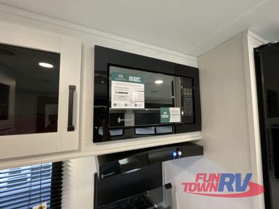 2026 Forest River RV Solaire - Photo 18