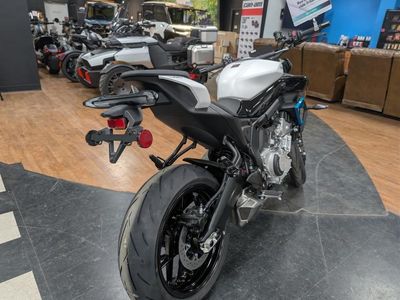 2026 CFMOTO 675NK - Photo 6