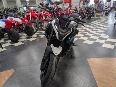 2026 CFMOTO 675NK - Photo 3