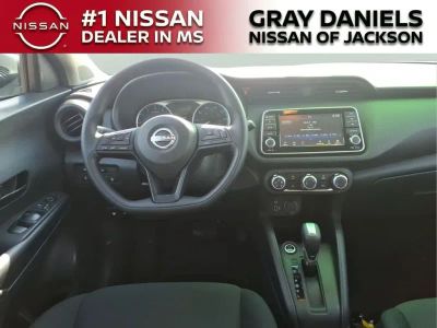 2025 Nissan Kicks Play - Photo 9