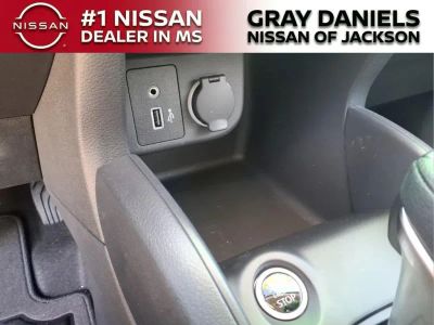 2025 Nissan Kicks Play - Photo 18