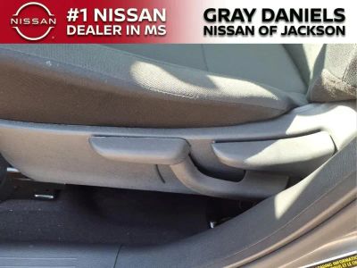 2025 Nissan Kicks Play - Photo 12