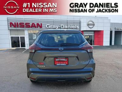 2025 Nissan Kicks Play - Photo 6