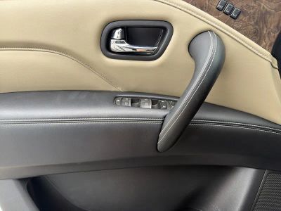 2022 INFINITI QX80 — photo 24 view