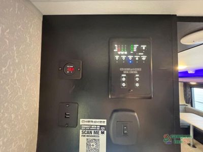 2022 Forest River RV Cherokee — photo 21 view