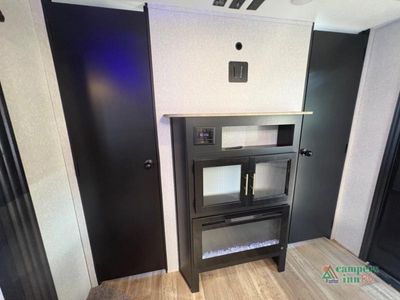 2022 Forest River RV Cherokee — photo 17 view