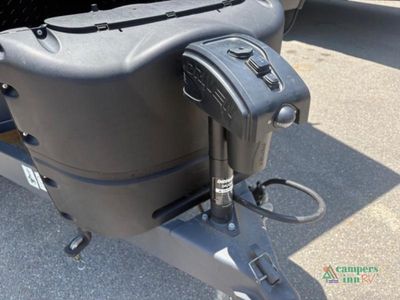 2022 Forest River RV Cherokee — photo 7 view
