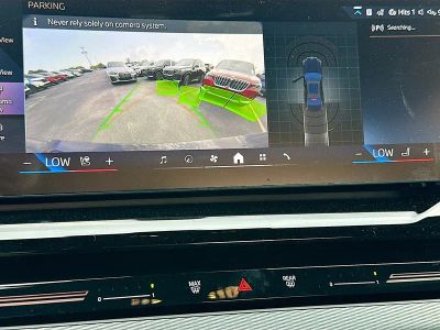 2026 BMW 5 Series — photo 11 view