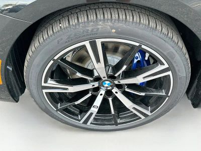 2026 BMW 5 Series — photo 26 view