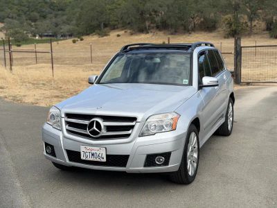 2011 Mercedes-Benz GLK 350 — side profile view