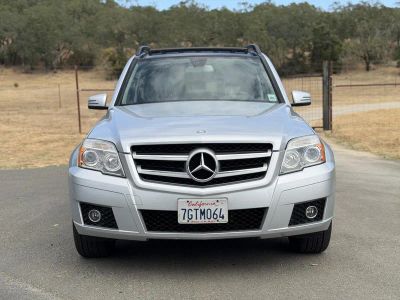 2011 Mercedes-Benz GLK 350 — interior view