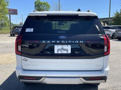 2026 Ford Expedition - Photo 4