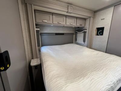 2023 Thor Motor Coach PASADENA - Photo 25