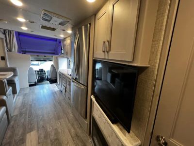 2023 Thor Motor Coach PASADENA - Photo 14